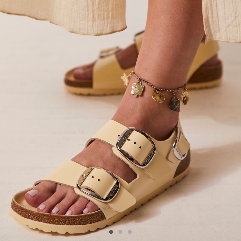 Birkenstock Women’s Milano High Shine Big Buckle Sandals
